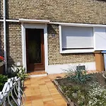 Maison Chez Lili à 200 M De La ,jardin Privé Et Clos Casa de Férias Gravelines