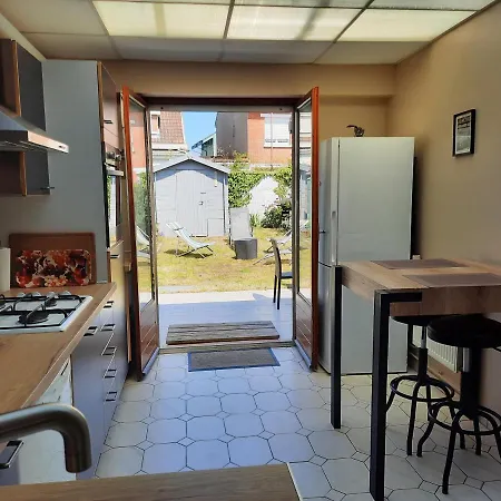 Maison Chez Lili A 200 M De La ,jardin Prive Et Clos * Gravelines