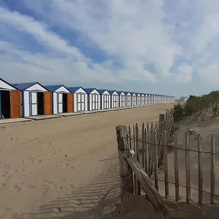 Дом отдыха Maison Chez Lili A 200 M La Plage ,Jardin Clos ,Gravelines *