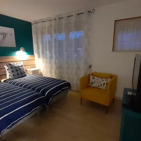 Tatil Evi Maison Chez Lili A 200 M De La ,jardin Prive Et Clos *