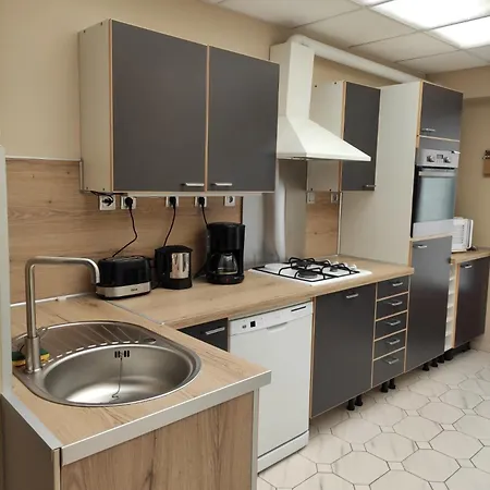 Maison Chez Lili A 200 M De La ,jardin Prive Et Clos Tatil Evi Gravelines