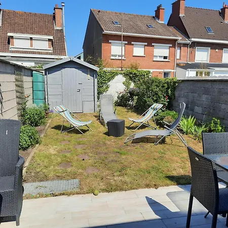 Maison Chez Lili A 200 M De La ,jardin Prive Et Clos * Gravelines